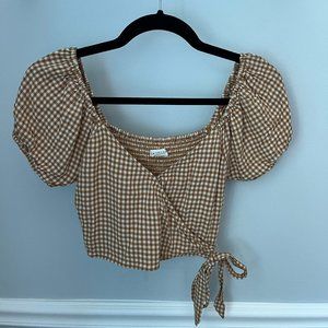 gingham tie shirt 💛